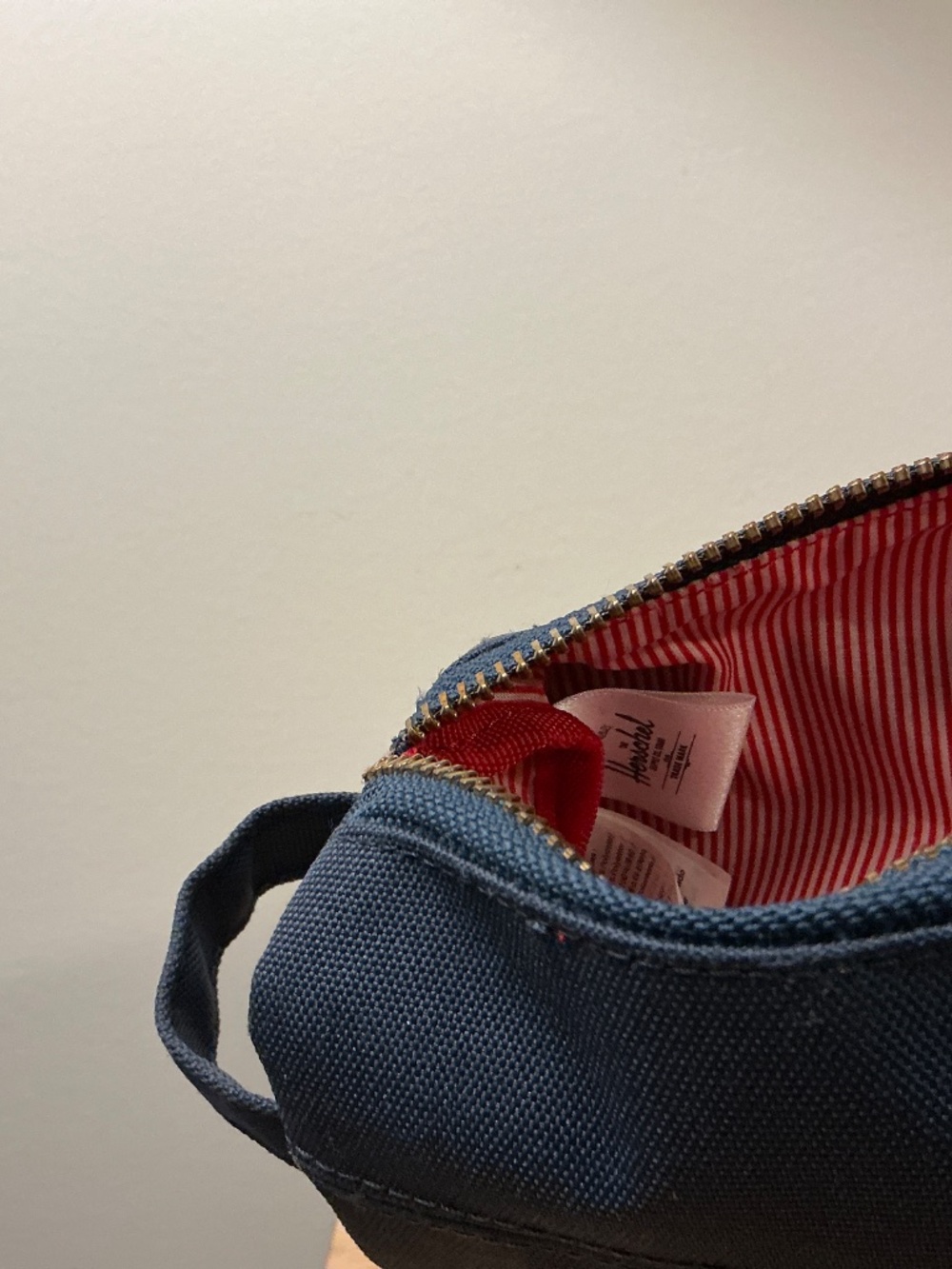 Herschel Supply Co Settlement Pencil. Case Blue - Picture 2 of 4